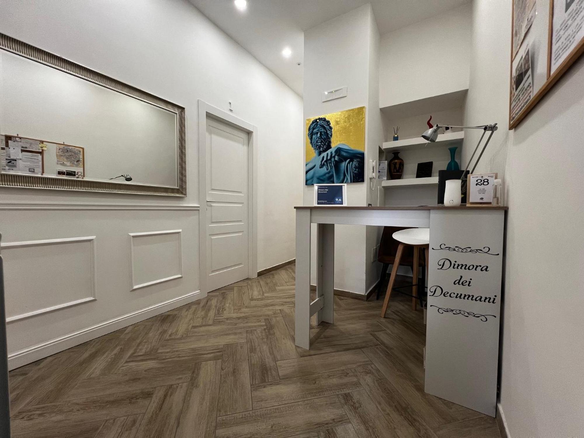 Dimora Dei Decumani Bed & Breakfast Naples Exterior photo